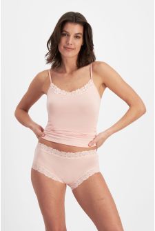 Isabella (She/Her) wears size 10 and is 176cm tall with 87cm chest and 67cm waist